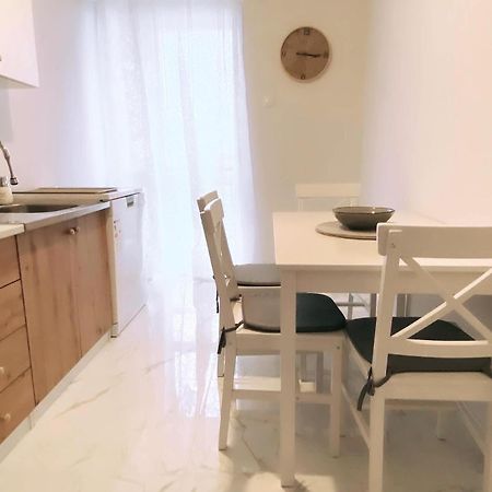 Apartman Colapis- Self Check In, Free Parking, Premium Location! Карловац Екстериор снимка