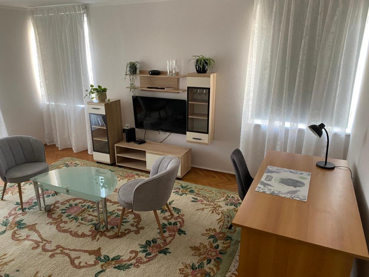 Apartman Colapis- Self Check In, Free Parking, Premium Location! Карловац Екстериор снимка